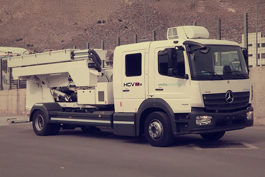 The first self-propelled X-ray inspection system for trucks and containers by Smiths Detection has been delivered.